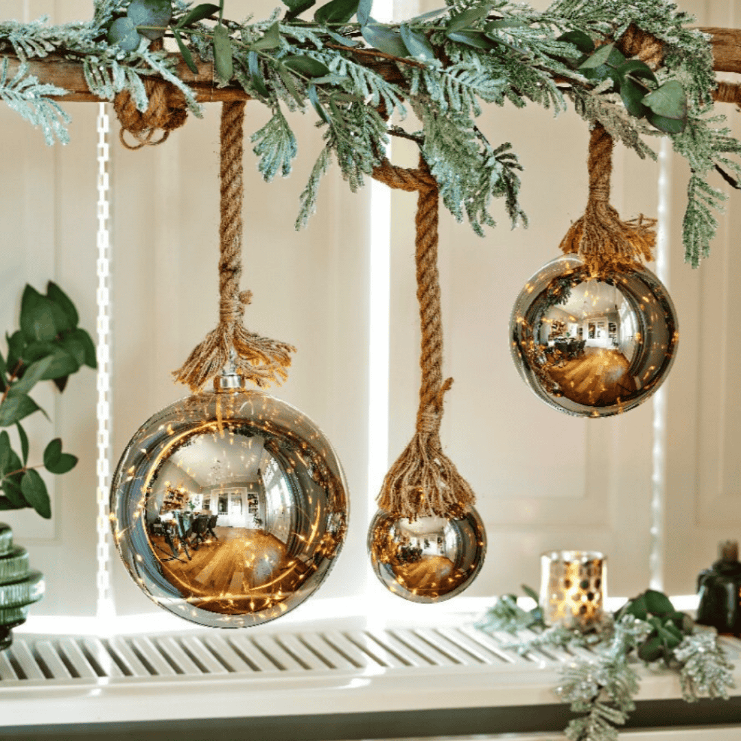 LED ballen hangend