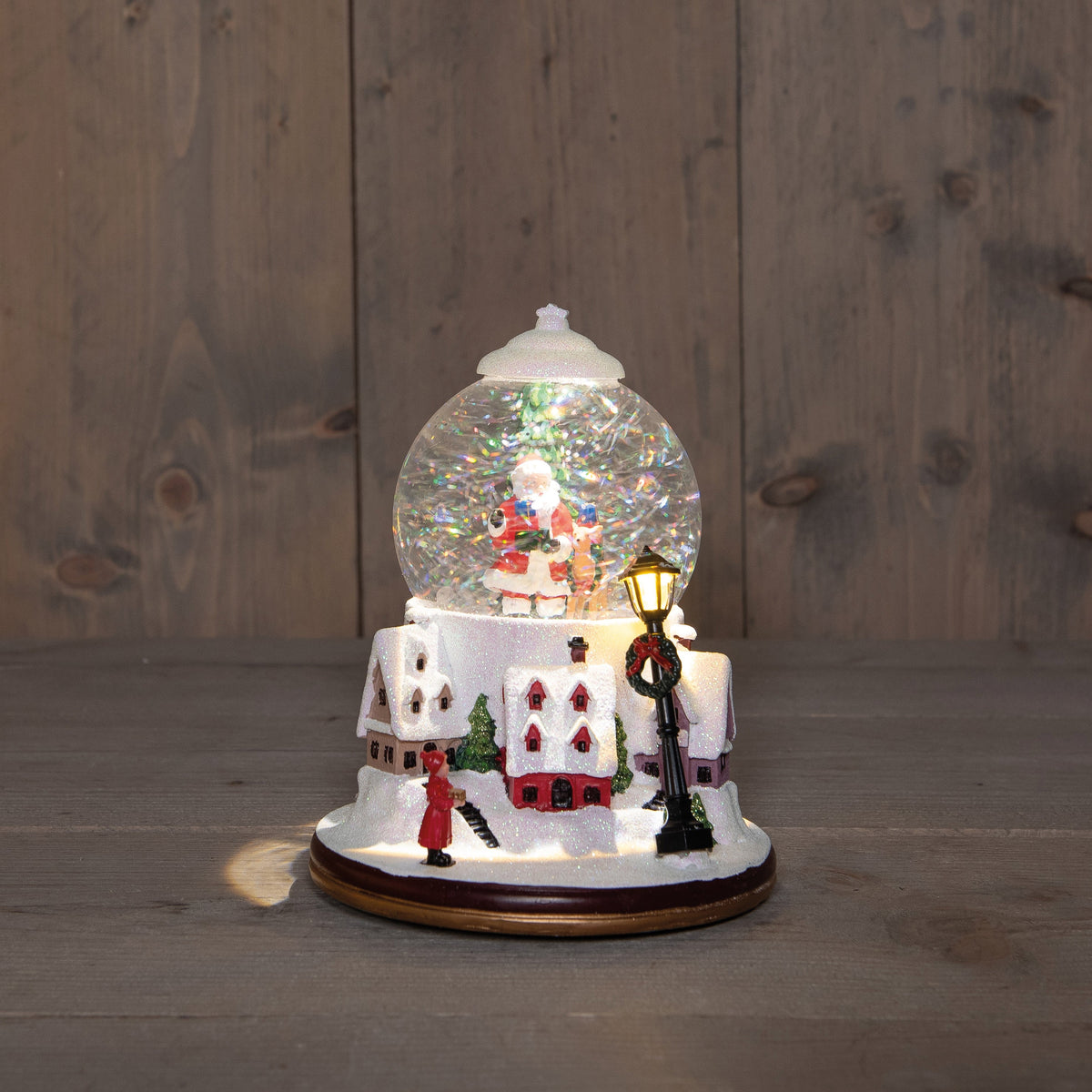 landschap met kerstman in glitterwaterbal  op 3aa batterij met dc aansluiting 21x15cm warm wit