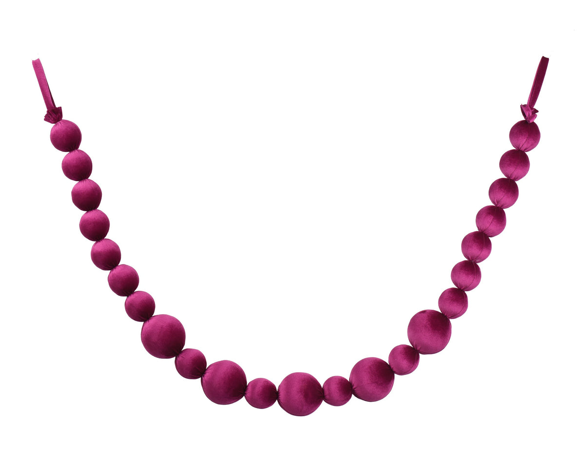 slinger polyester fluweel 5x 8cm balls, 18x 5.5cm balls donker roze d.8cm x h.150cm