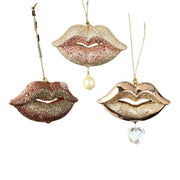 plastic lips orn x 3.
